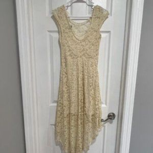 Sans Souci Dress Size - Medium NWT